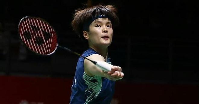 的指挥下 的指挥下