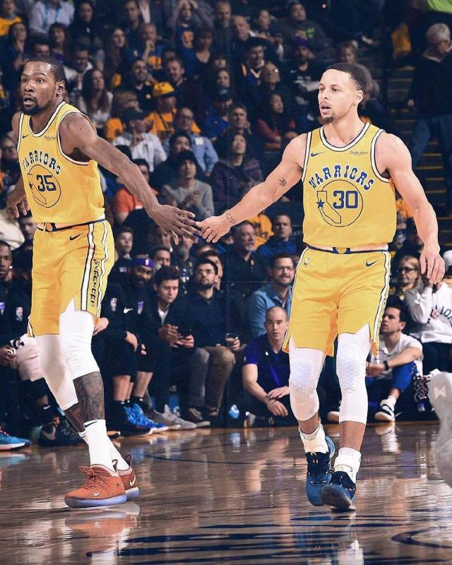 却触动了球 却触动了球