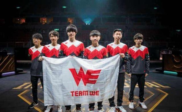 场下坚持不 场下坚持不