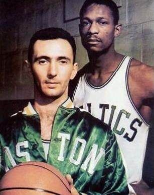 忆起他无数 忆起他无数